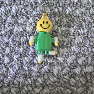 Smiley Face Green Robot light up Keychain